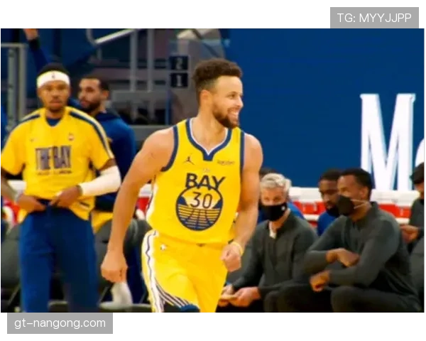 罗斯复出后挡拆更犀利 撕裂勇士防线提升关键效率