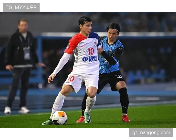 争议重重！上海申花阵容危机或成争冠最大绊脚石？