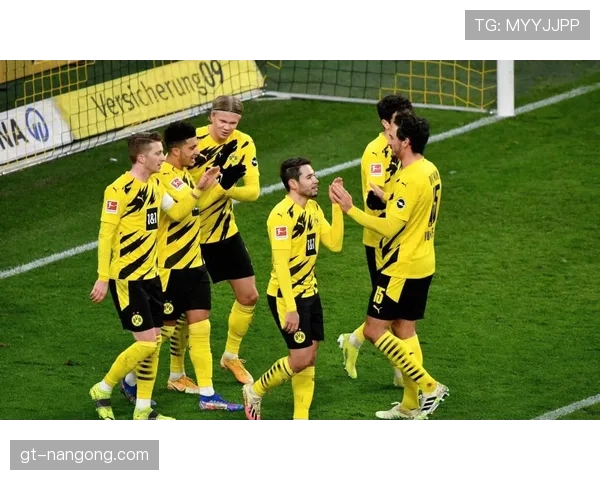 多特蒙德强强对话中表现波动，稳定性面临考验